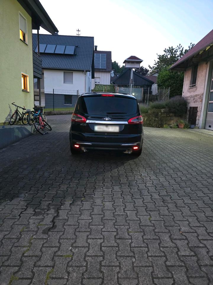 Ford S-Max 2010 — photo 6