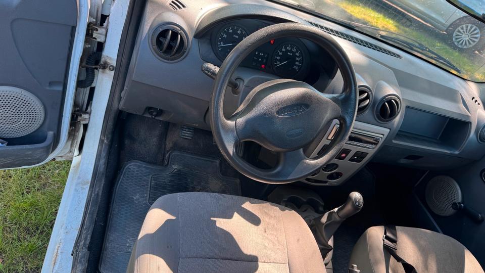 Dacia Logan 2009 — photo 12
