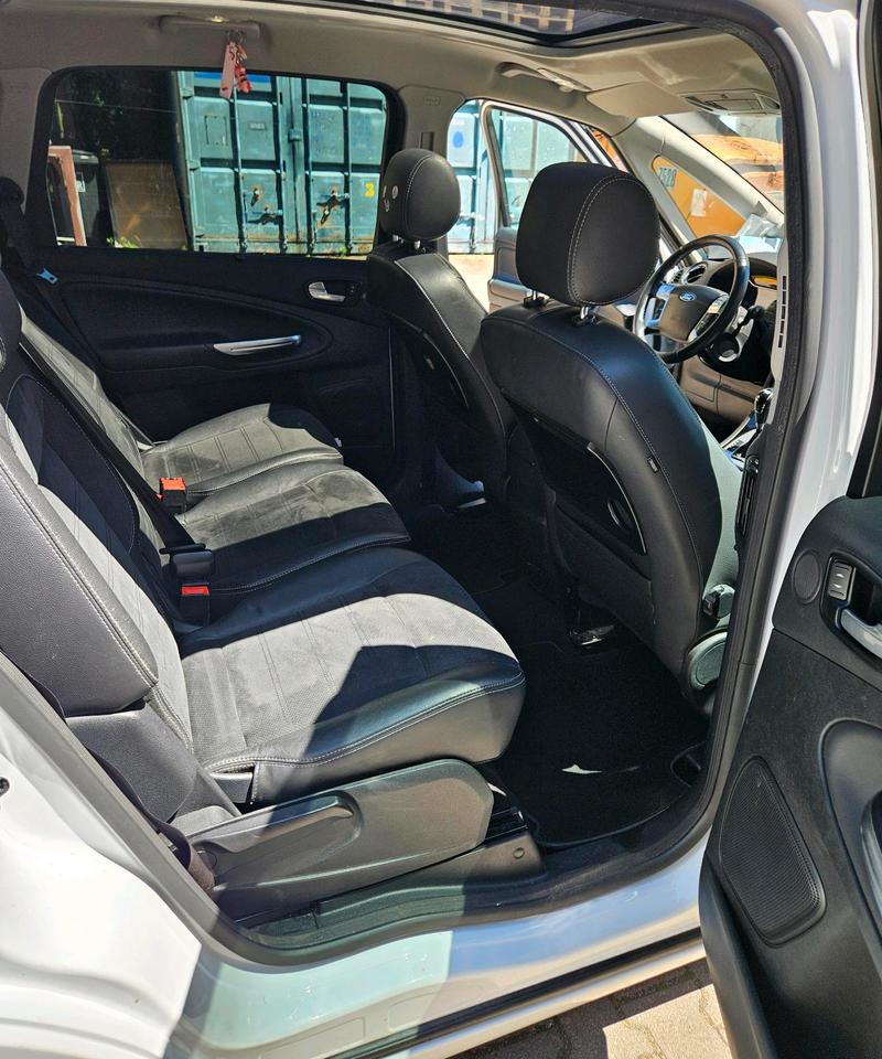 Ford S-Max 2012 — photo 5