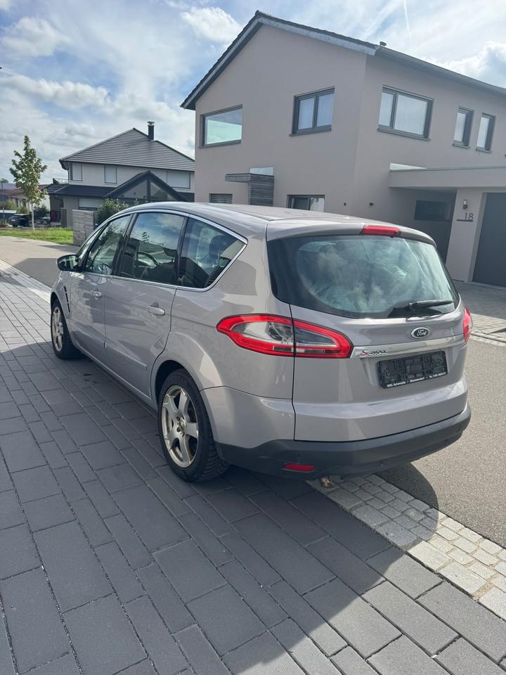 Ford S-Max 2013 — двигун