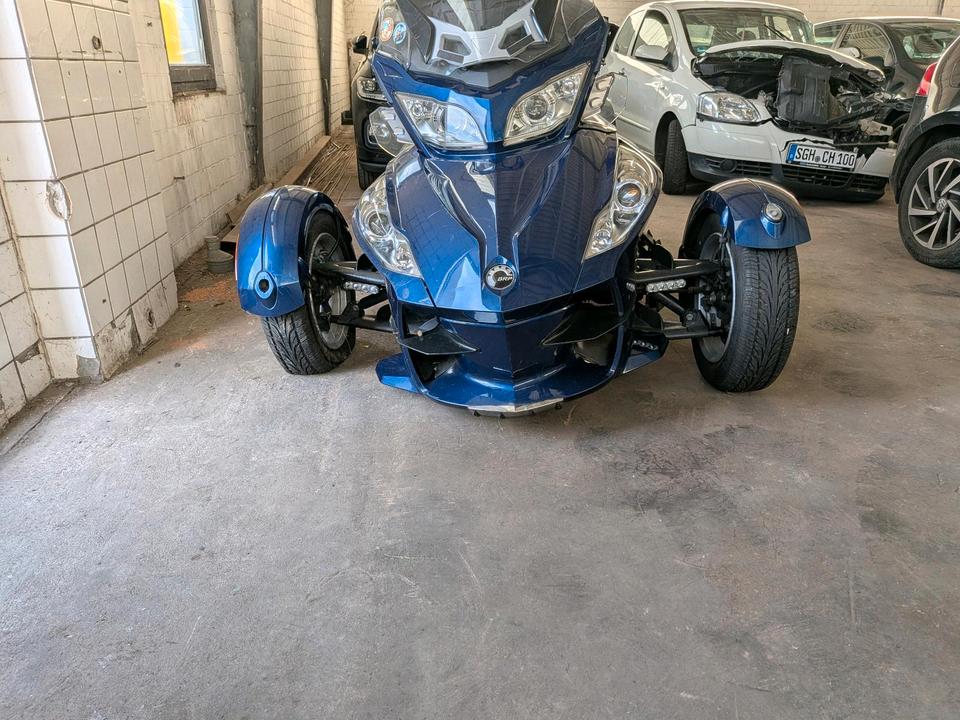 Weitere Motorräder Gelöscht • CAN AM Spyder Unfall 2011 — interior
