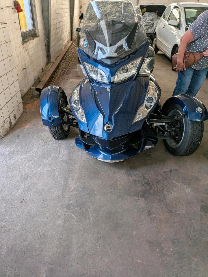 Weitere Motorräder Gelöscht • CAN AM Spyder Unfall 2011 — photo 7
