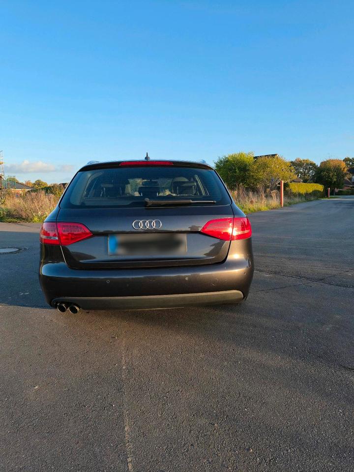 Audi A4 2010 — photo 6