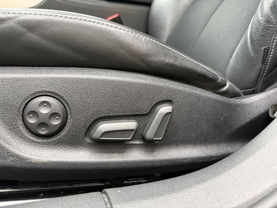 Audi A6 2014 — photo 16