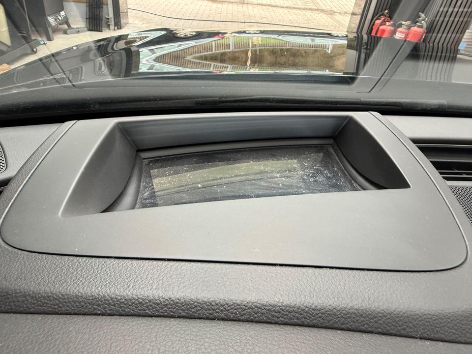 Audi A6 2014 — photo 18