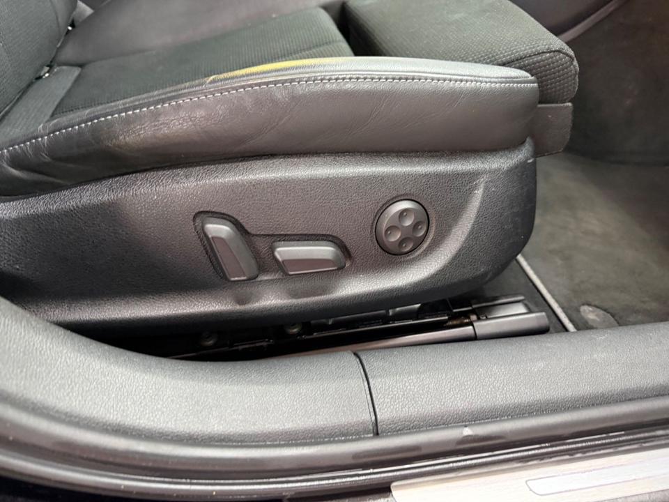 Audi A6 2014 — photo 24