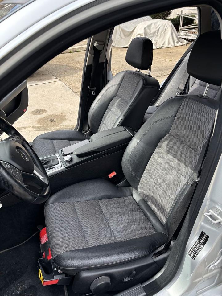 Mercedes Benz C 200 2012 — photo 5