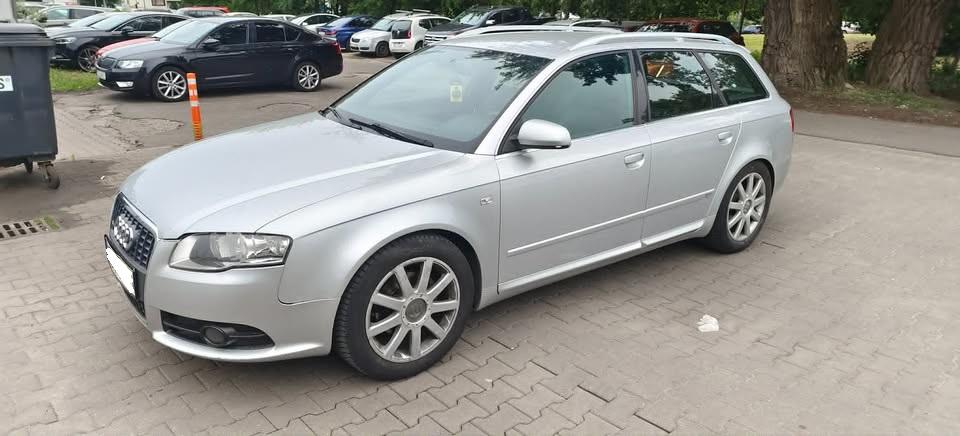 Audi A4 2008 — rear view