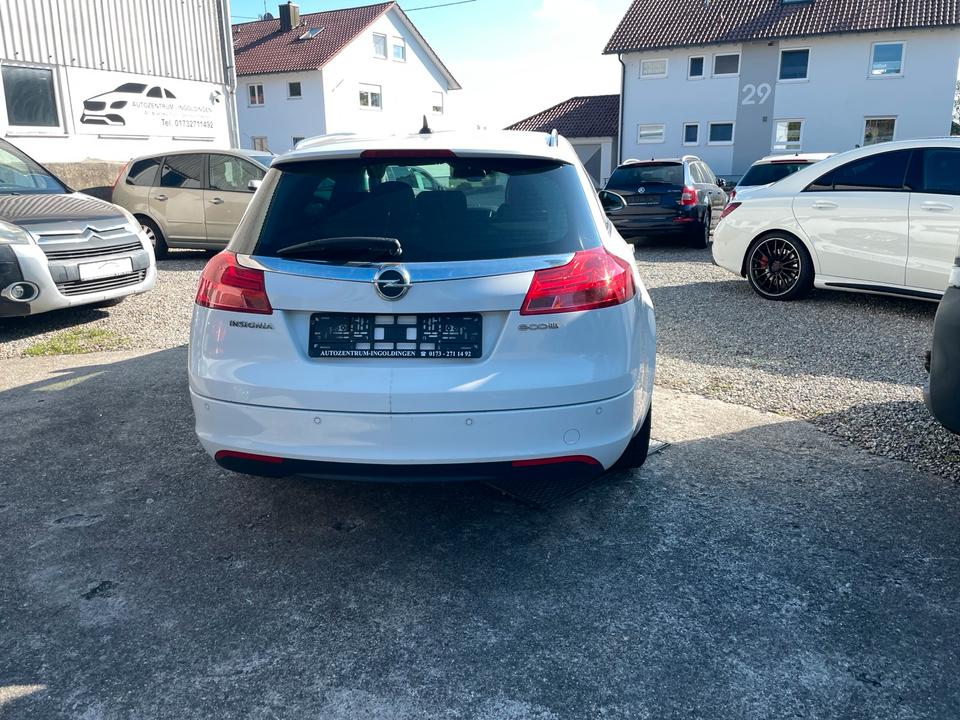 Opel Insignia 2012 — photo 5