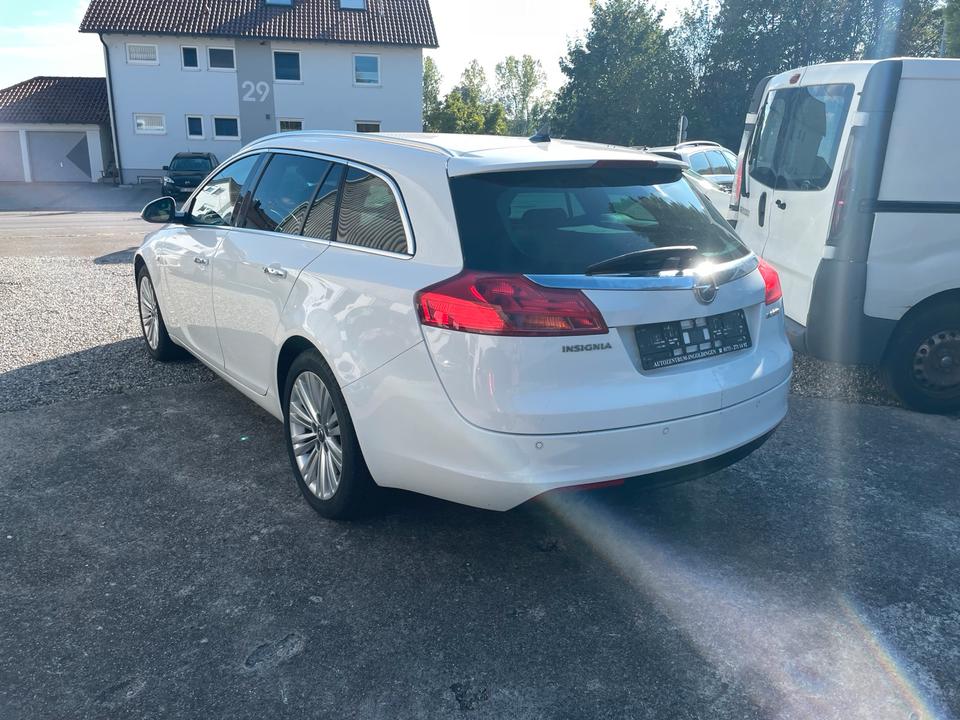 Opel Insignia 2012 — photo 6
