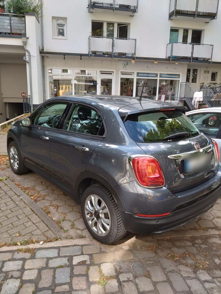 Fiat 500X 2015 — салон