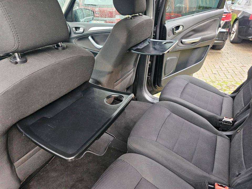 Ford S-Max 2012 — photo 16