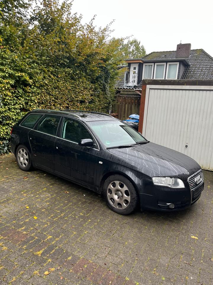 Audi A4 2007 — салон