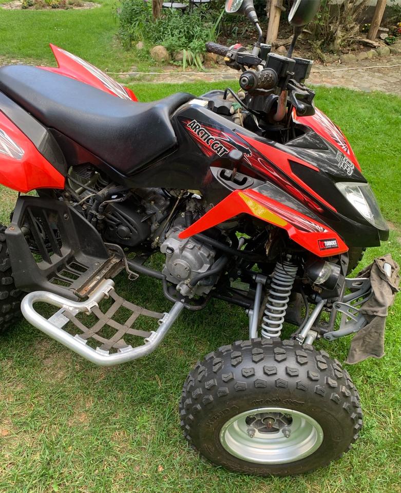 Weitere Motorräder Quad Arctic CAT 300 mit Sportauspuff 2009 — rear view