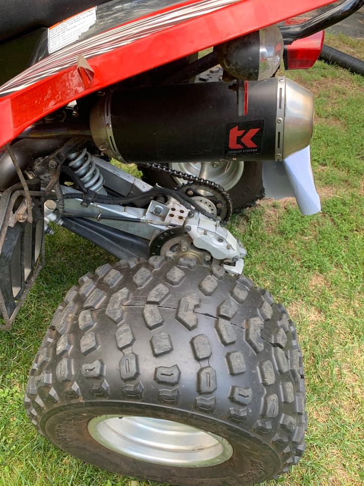 Weitere Motorräder Quad Arctic CAT 300 mit Sportauspuff 2009 — engine 271 ccm
