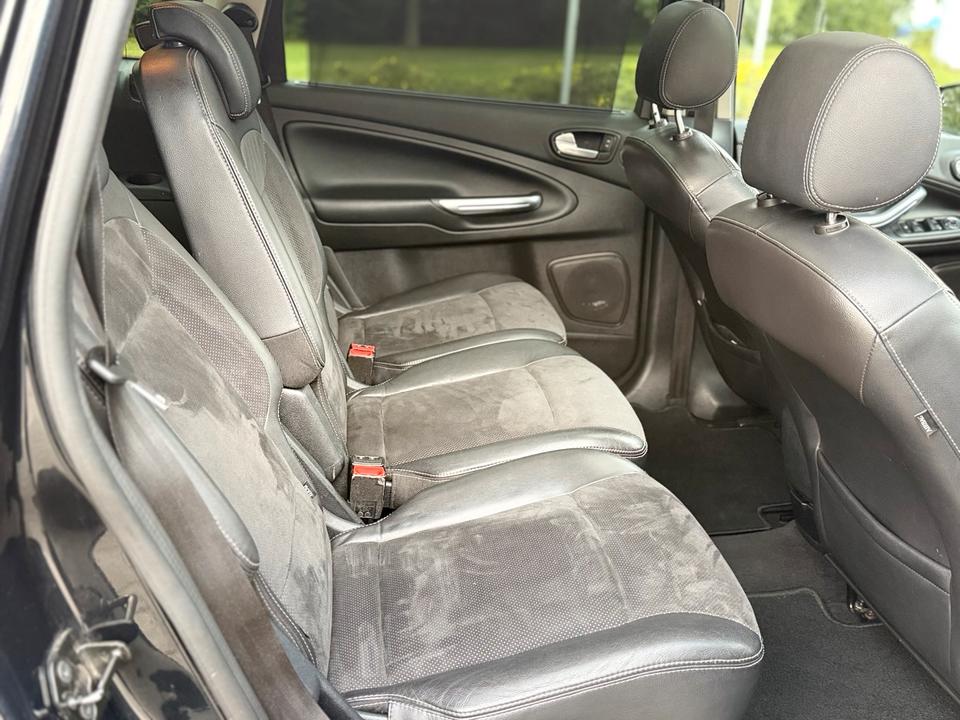 Ford S-Max 2009 — photo 10