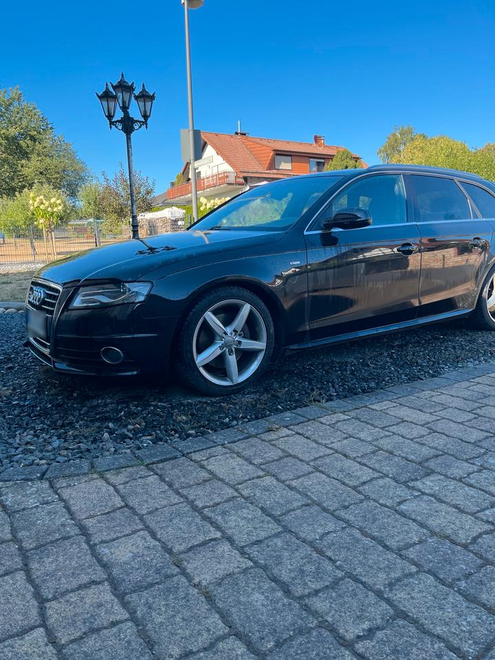 Audi A4 2011 — photo 11
