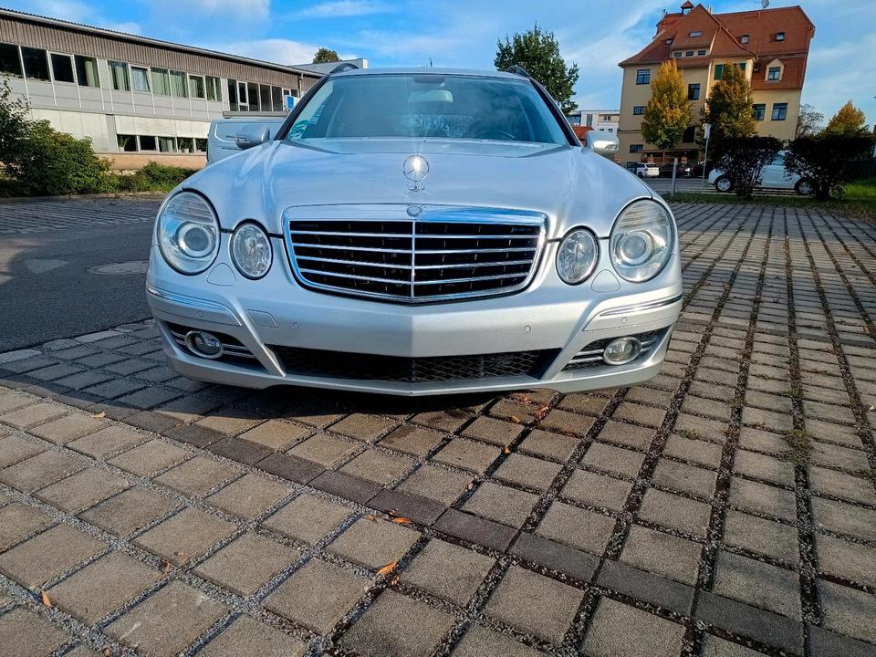 Mercedes Benz 220, 2009