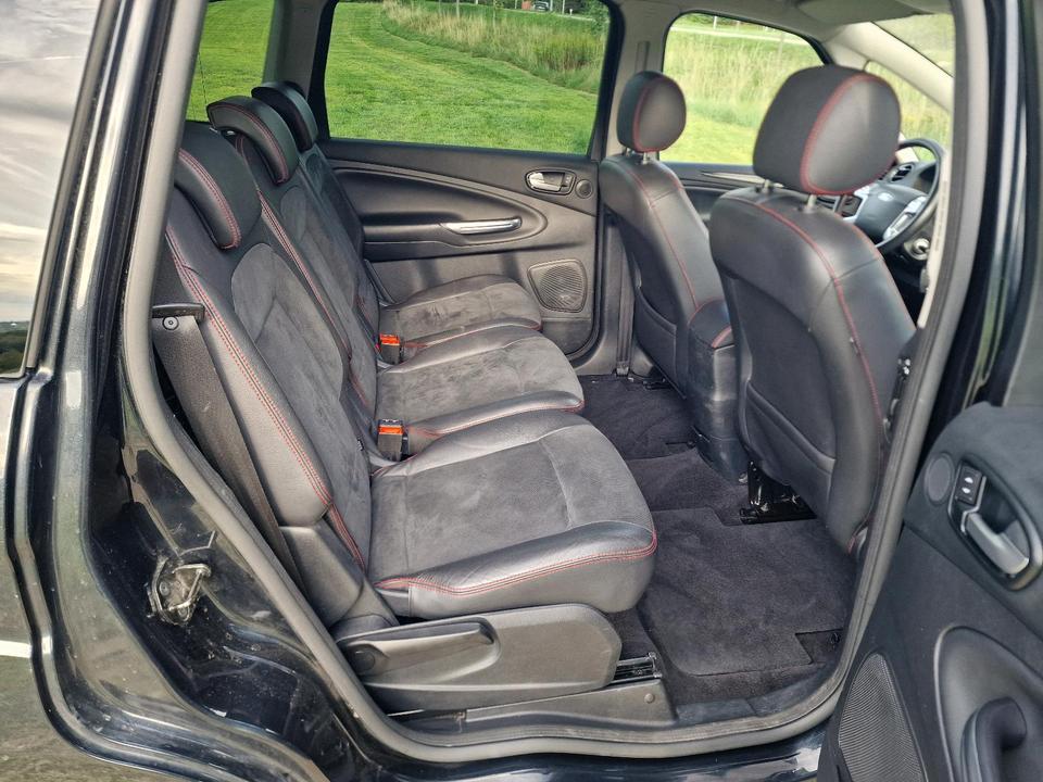 Ford S-Max 2009 — photo 14