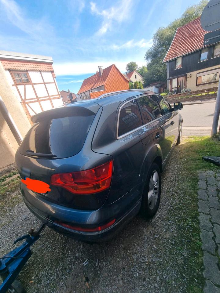 Audi Q7 2007 — вигляд ззаду