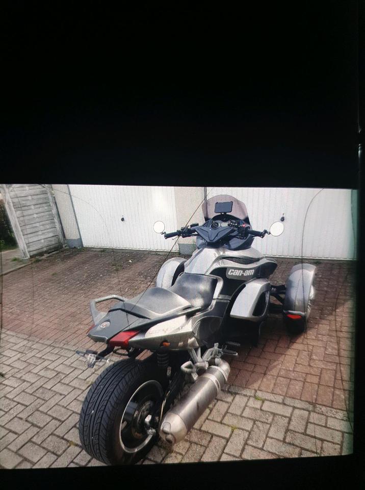  Can am Spyder RS 2011 — engine 998 ccm