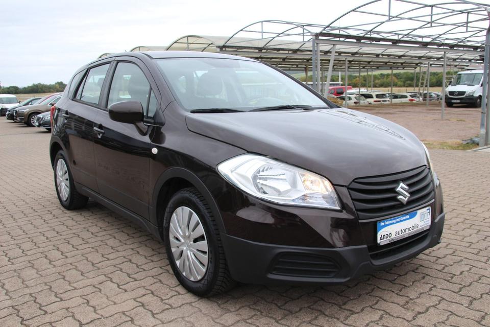 Suzuki SX4 S-Cross 2014 — вигляд ззаду