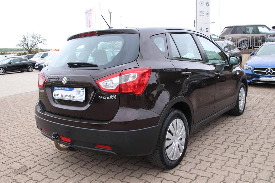 Suzuki SX4 S-Cross 2014 — салон