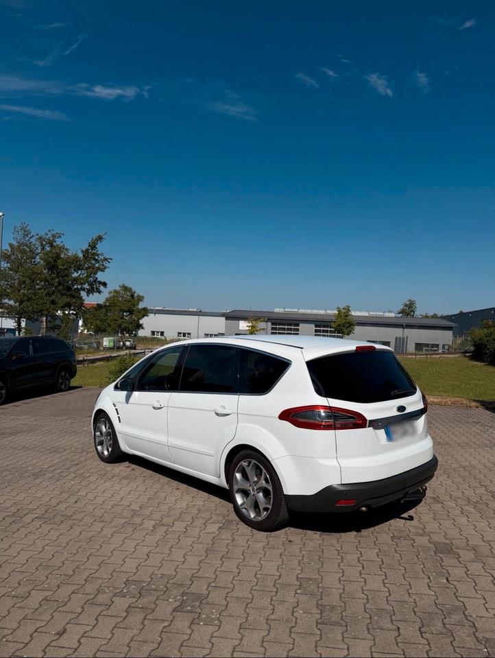 Ford S-Max 2012 — салон