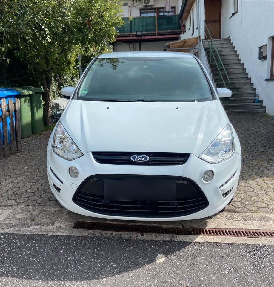 Ford S-Max 2011 — photo 5
