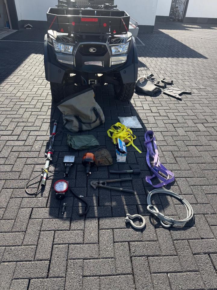 Kymco ATV Quad mit Anhängerkupplung und Frontkorb 2015 — photo 8