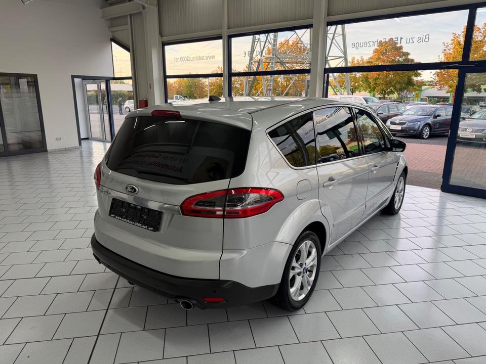 Ford S-Max 2011 — photo 5
