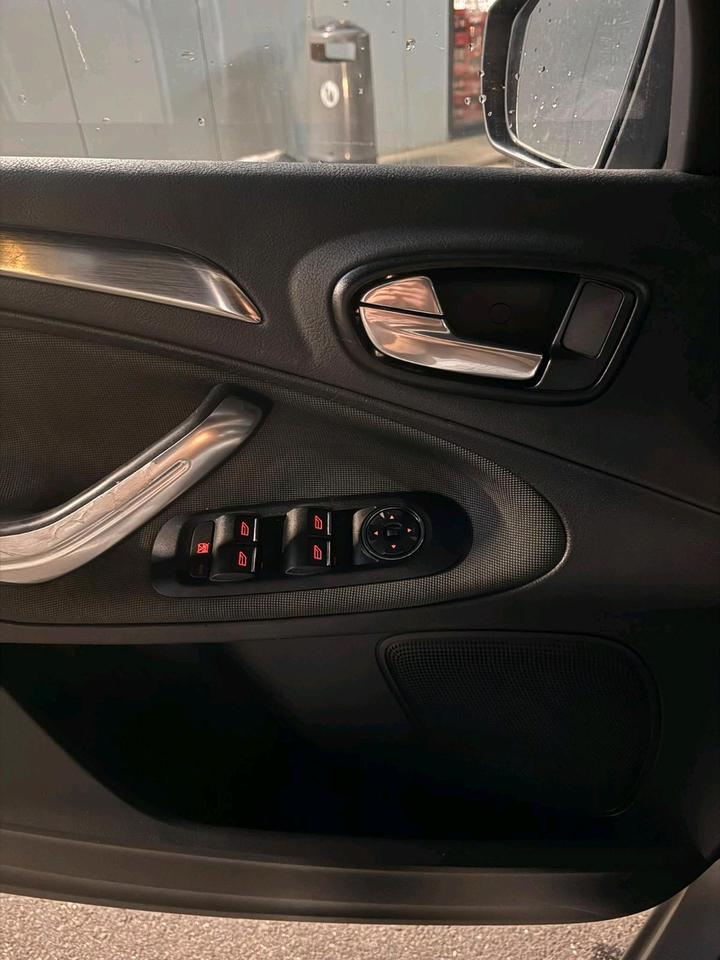 Ford S-Max 2007 — photo 8