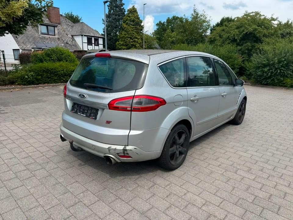 Ford S-Max 2010 — photo 5