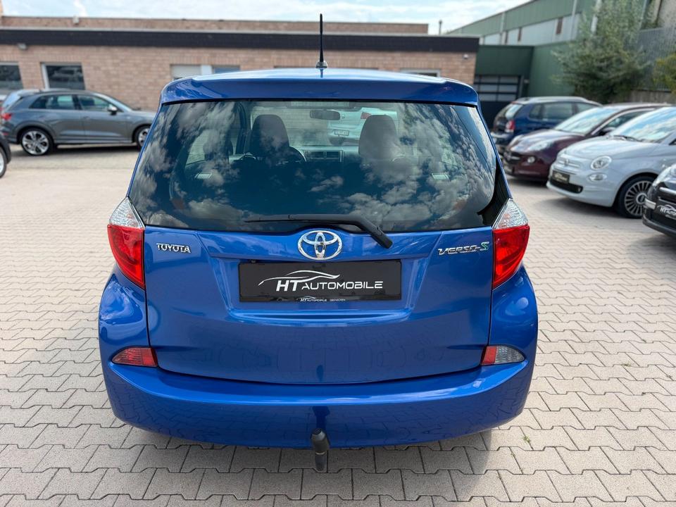 Toyota Verso 2011 — photo 5
