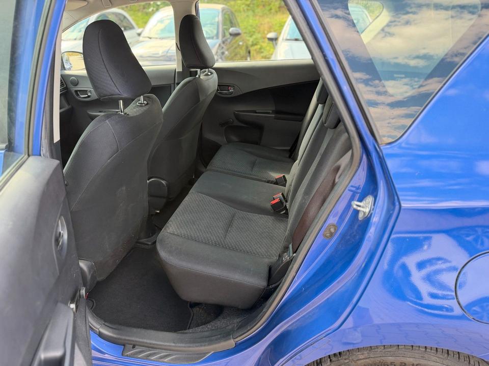 Toyota Verso 2011 — photo 8