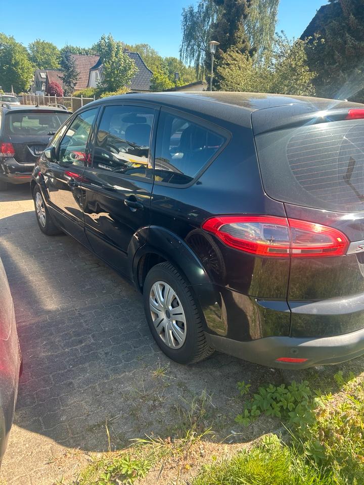 Ford C-Max 2011 — салон