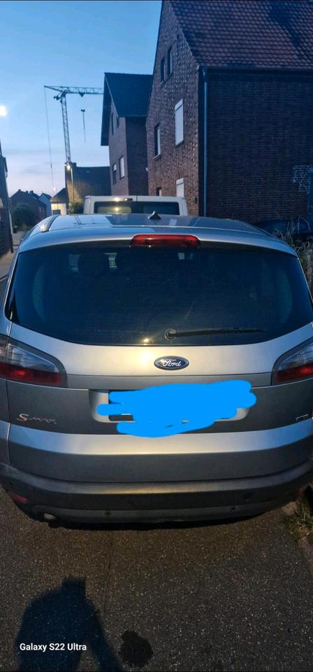 Ford S-Max 2006 — rear view