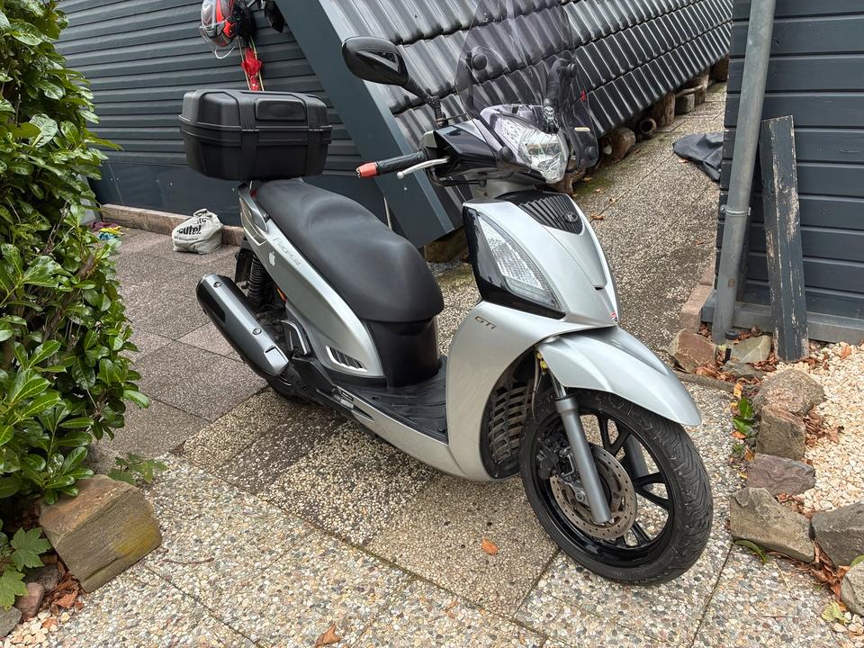 Kymco Gelöscht • Kymco People 300 gti 2010 — салон
