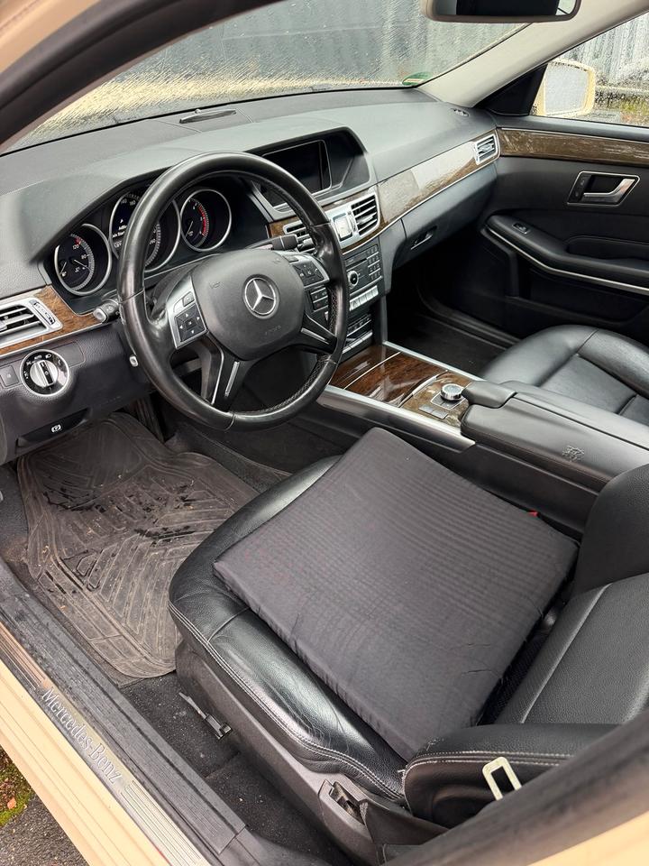 Mercedes Benz E 200 2015 — photo 6