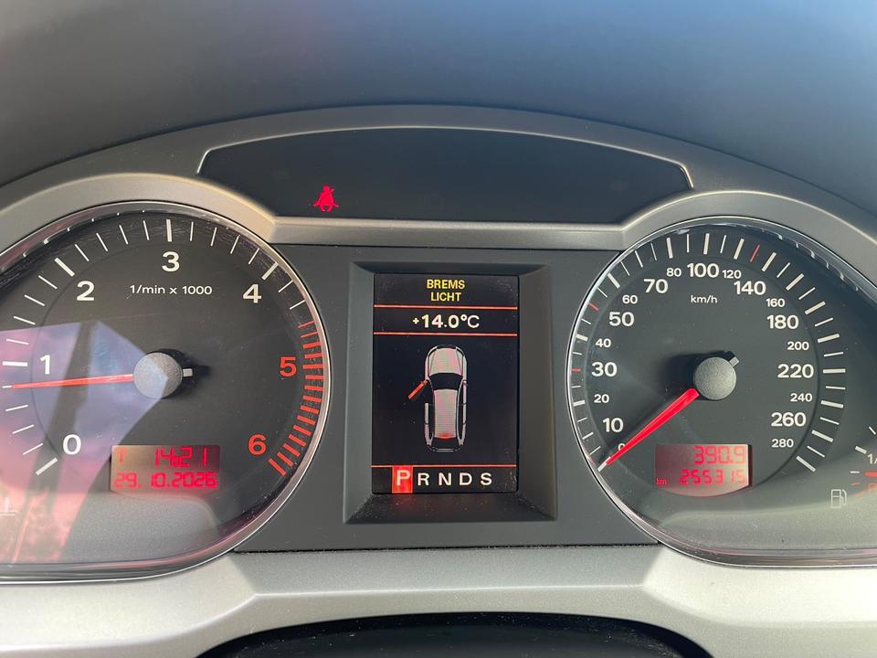 Audi A6 2007 — photo 18