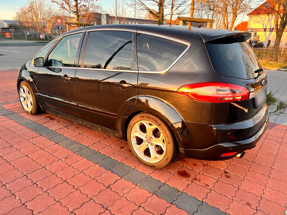 Ford S-Max 2011 — engine