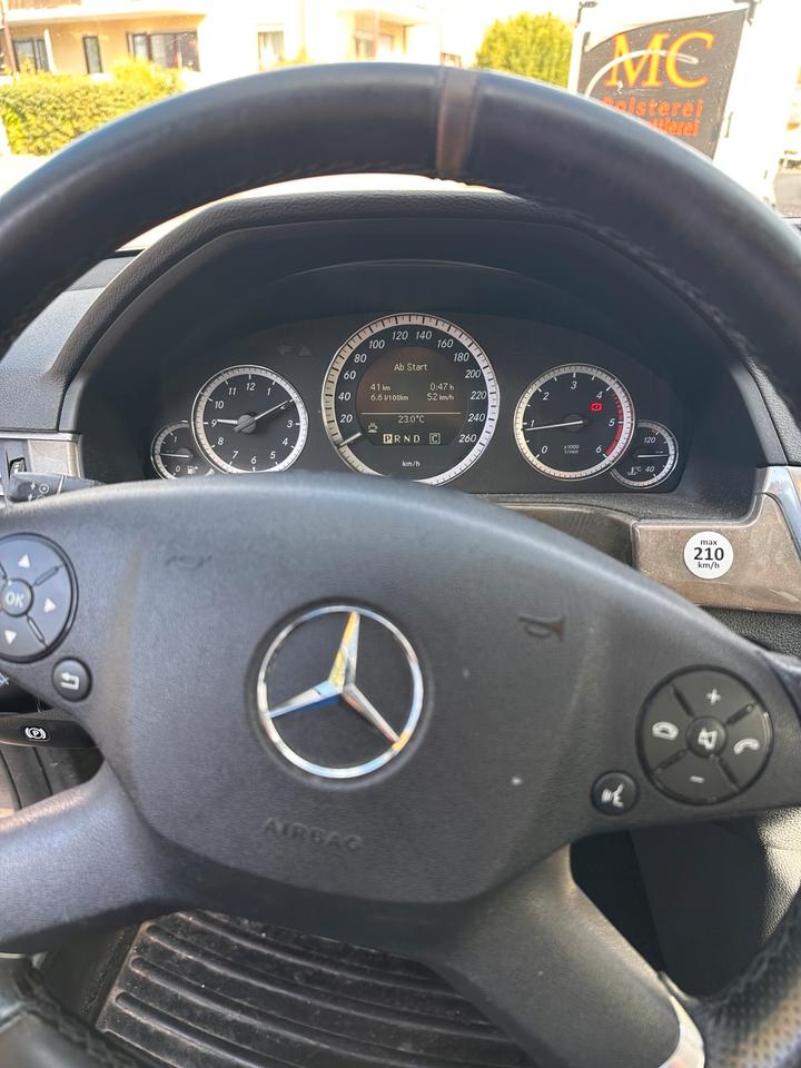 Mercedes Benz E 220 2009 — photo 7