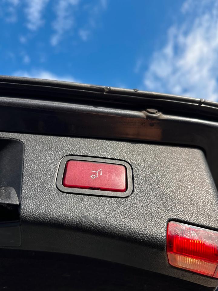 Mercedes Benz E 220 2009 — photo 9