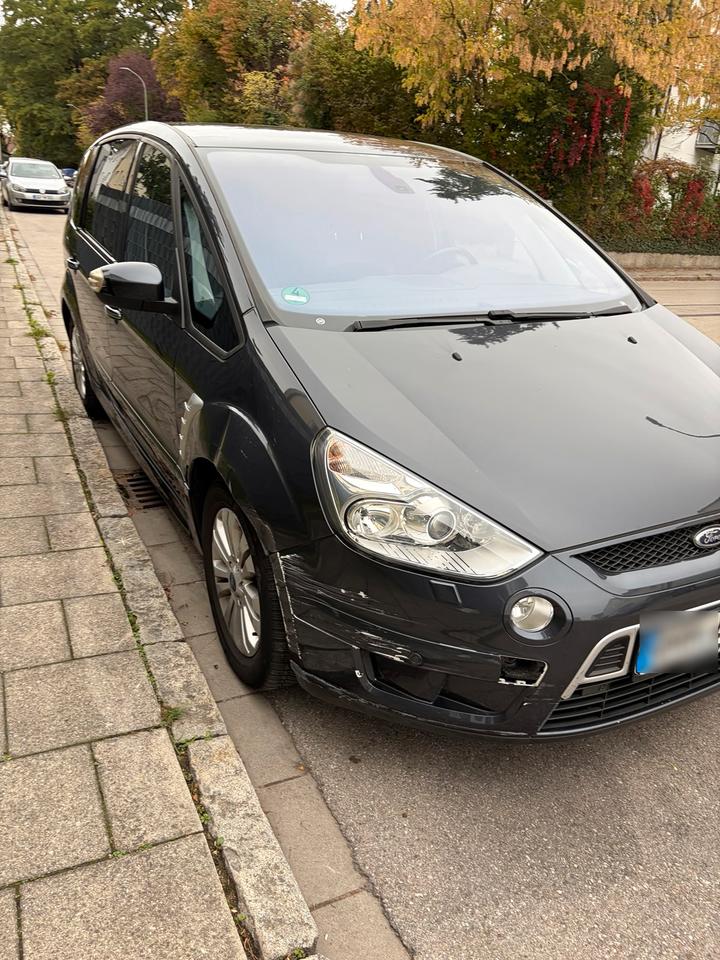 Ford Fiesta 2008 — rear view