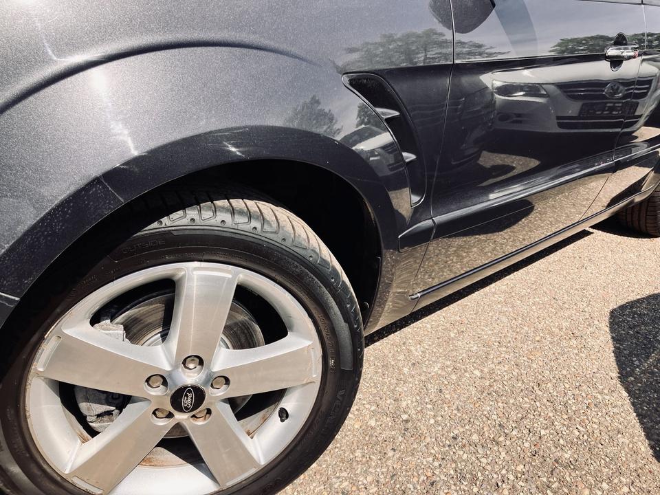 Ford S-Max 2009 — photo 14