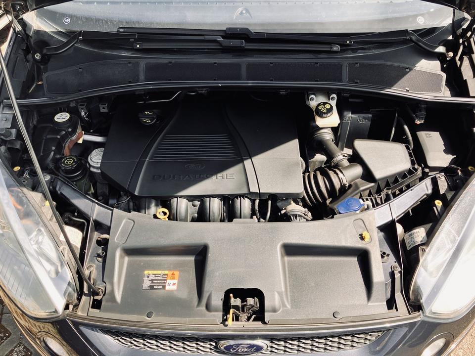 Ford S-Max 2009 — photo 15