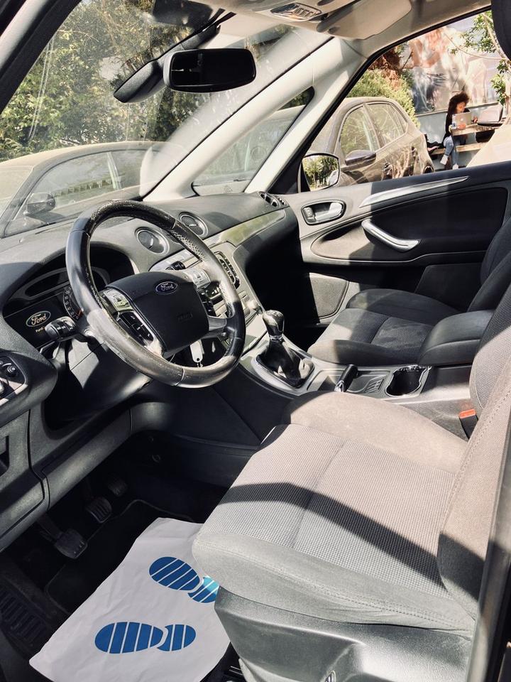 Ford S-Max 2009 — photo 7
