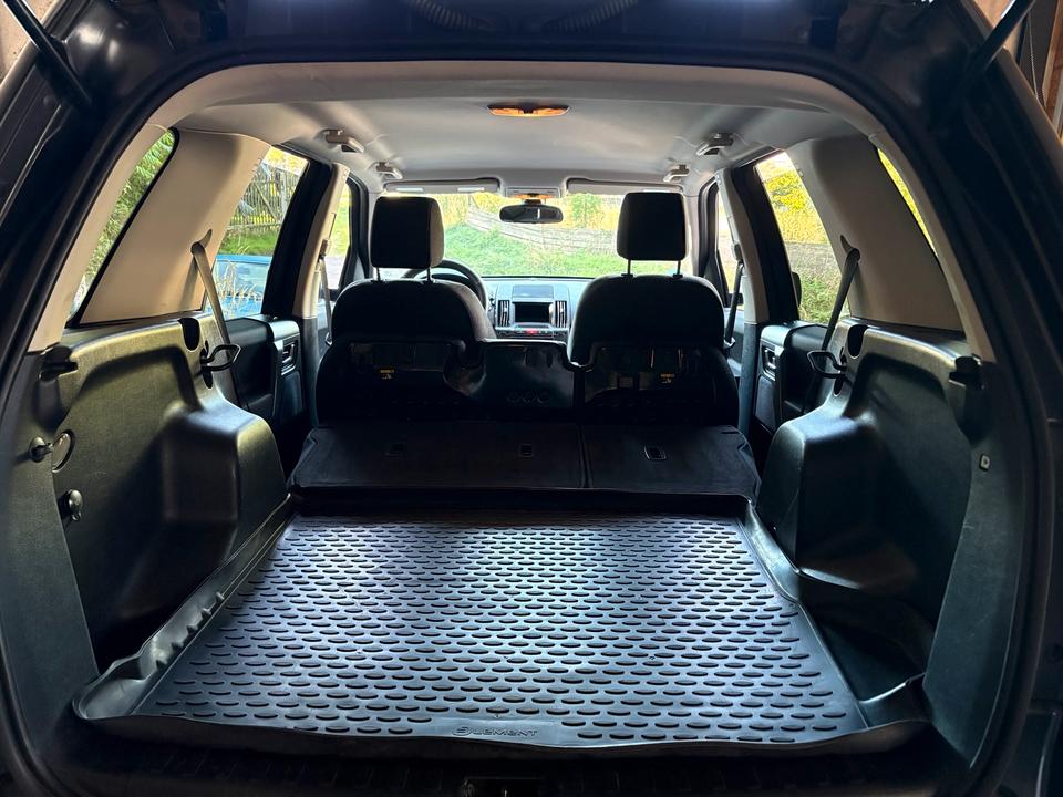 Land Rover Freelander 2009 — photo 14