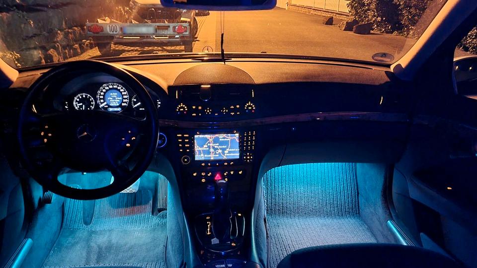 Mercedes Benz E 220 2005 — photo 17