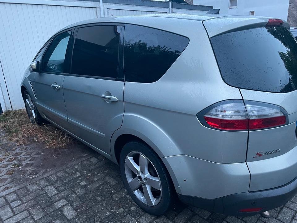 Ford S-Max 2009 — photo 10